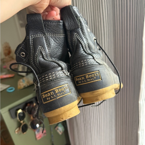 L.L. Bean Black and Tan Winter Boots - Picture 3 of 6